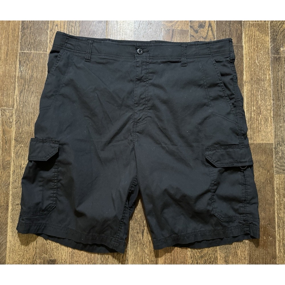 Lee Extreme Motion Cargo Shorts Men's Size 40 Black Stretch High Rise